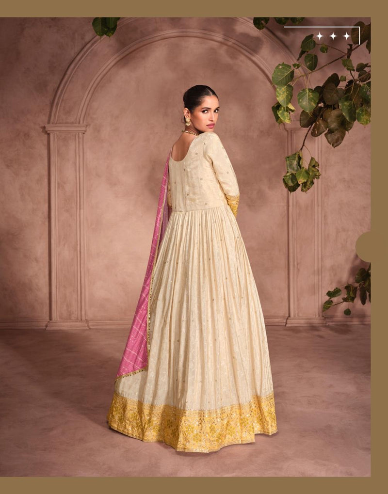 Sayuri Gunjan 5675 Pure Simar Viscos Jacquard Silk Embroidered With Bandhani Dupatta