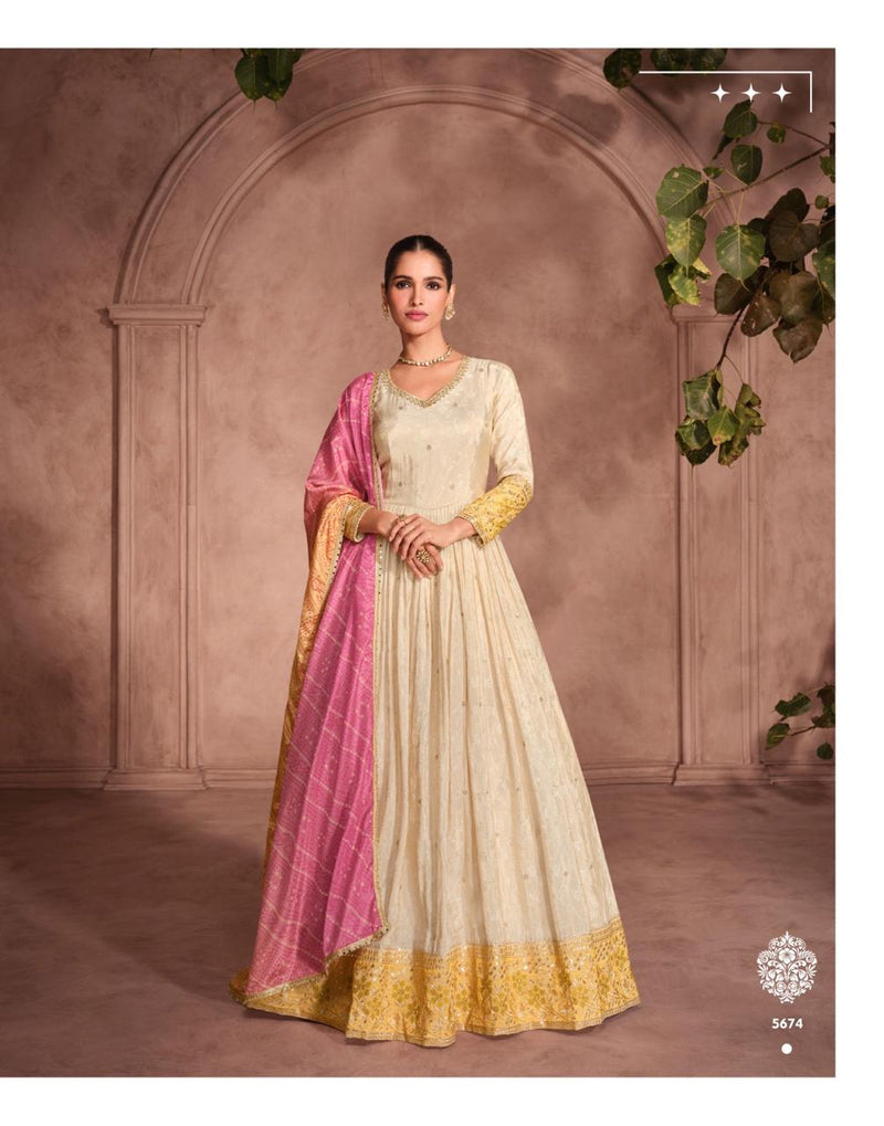 Sayuri Gunjan 5675 Pure Simar Viscos Jacquard Silk Embroidered With Bandhani Dupatta